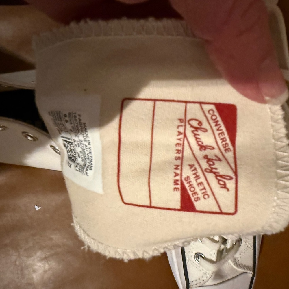 Converse White Run Star hike Chuck Taylor High-Top Sneakers - Picture 4 of 7